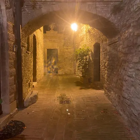 Dolce Flat Two Bedrooms Two Bathrooms Διαμέρισμα Ασίζη